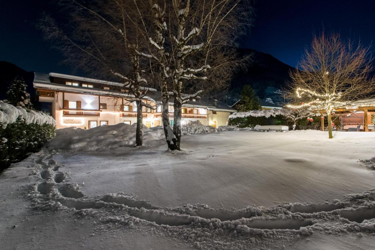 Garni Niederbacher Campo Tures Exterior foto