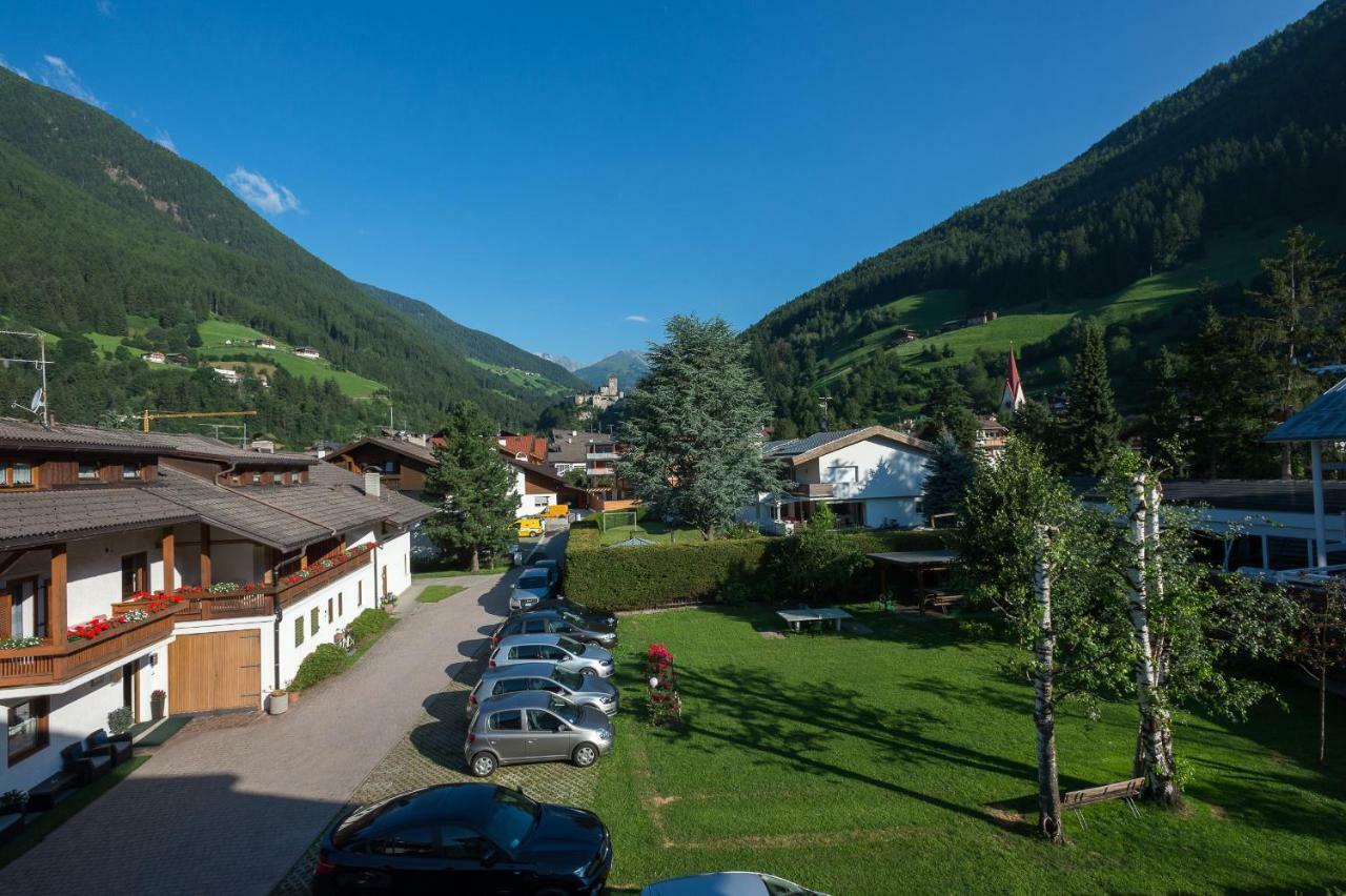 Garni Niederbacher Campo Tures Exterior foto